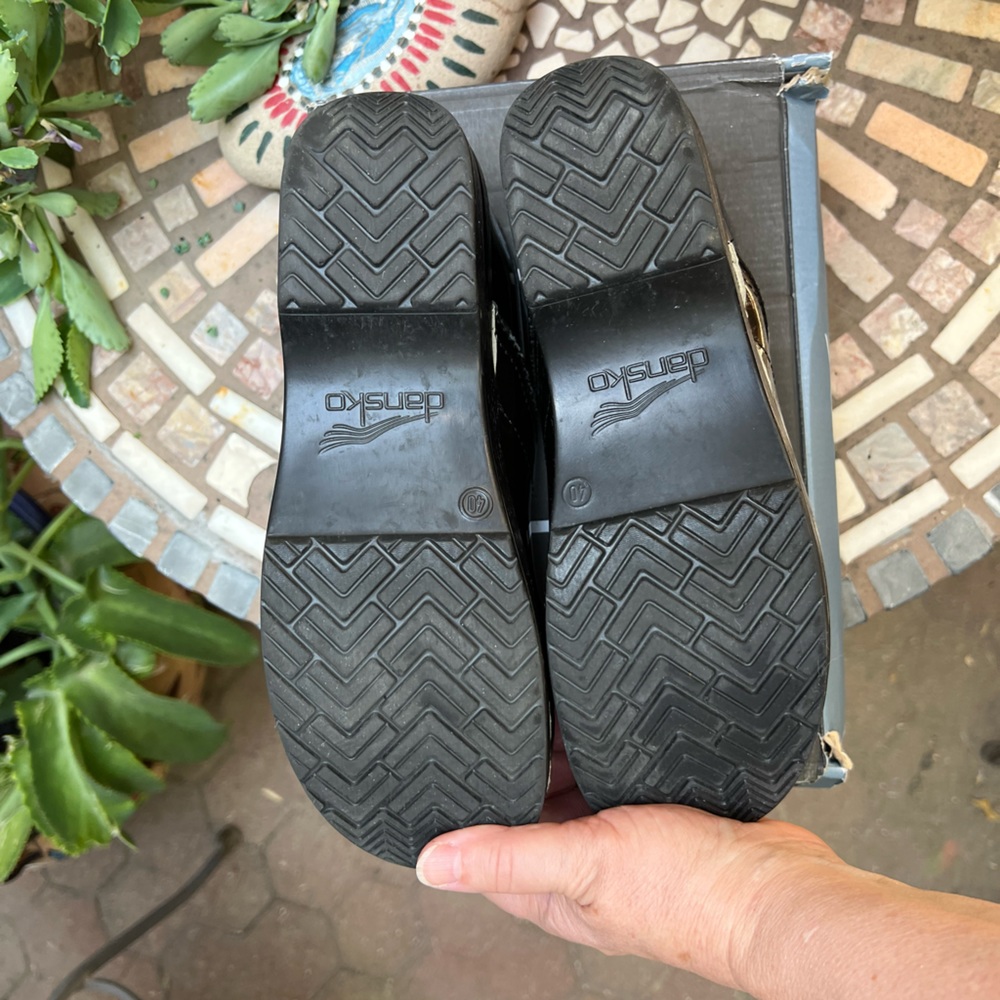 navy blue patent leather dansko clogs